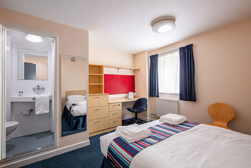 A large clean double B&B room available on the QMU campus